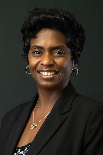 Office Manager, Ebony, at Center for Dental Anesthesia in Alexandria, VA